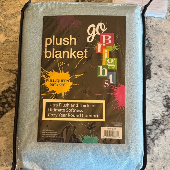 Ultra Plush Blanket - Sky Blue - Picture 6 of 7